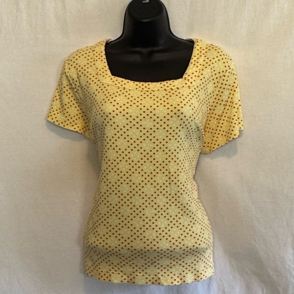 C-55 Kim Rogers Yellow White & Pink Polka Dot Short Sleeve‎ Pullover Blouse